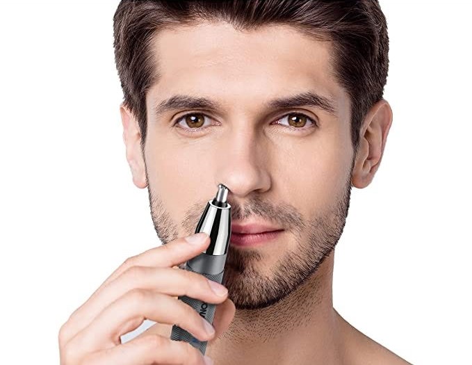 Using the electric nose hair trimmer safely and effectively